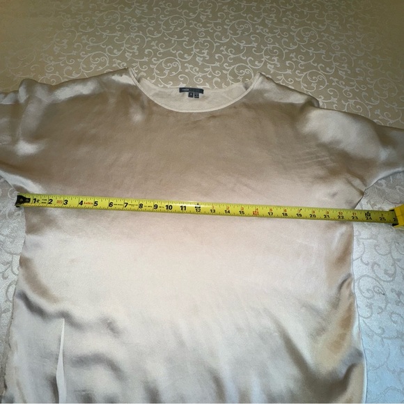 Vince Champagne Silk Pullover Blouse Tee - Picture 11 of 16